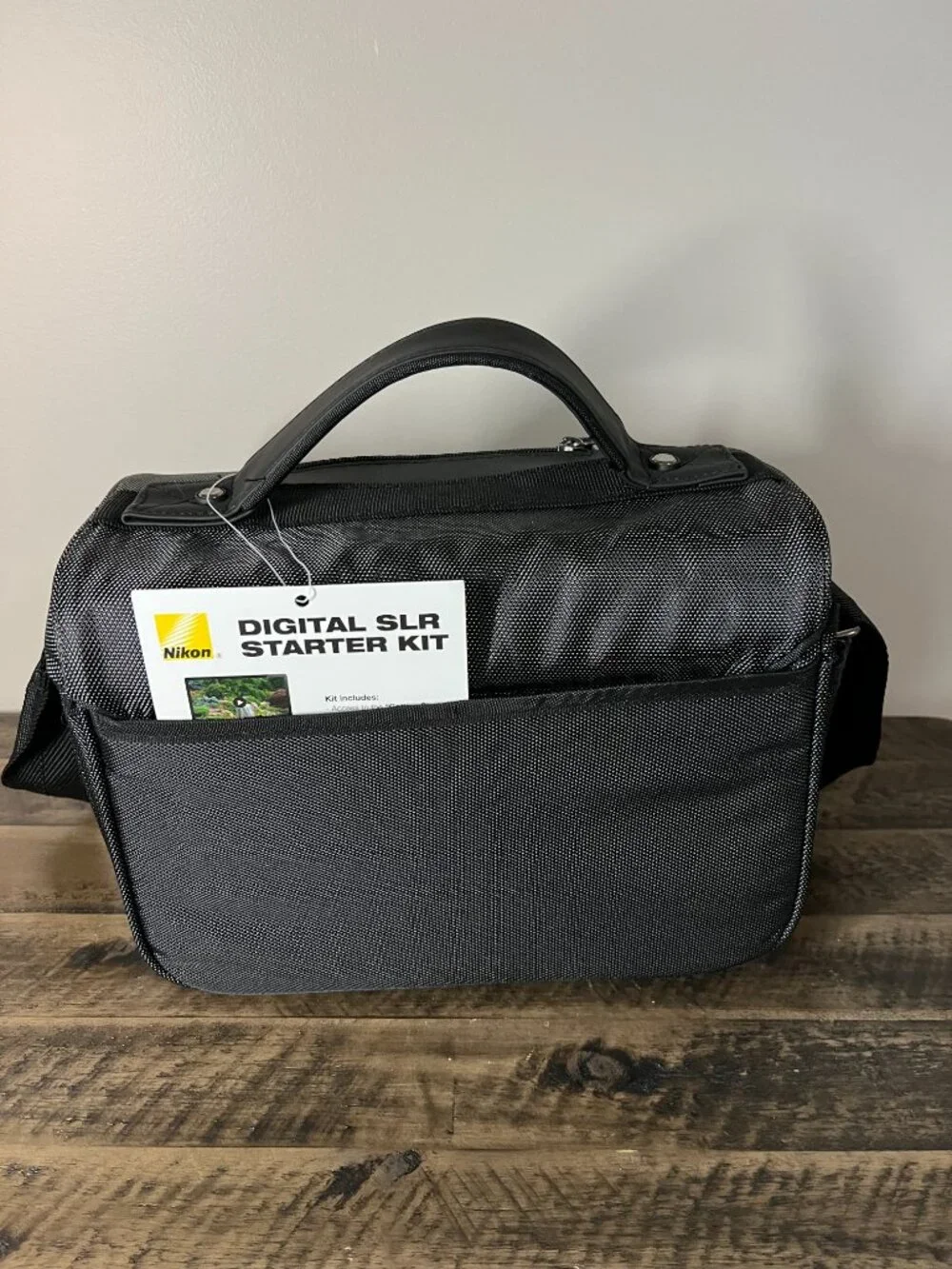 Nikon DSLR Camera Bag Black Padded Travel Case New With Tag